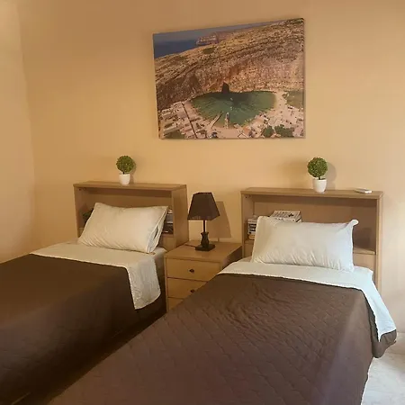 Penthouse فيكتوريا