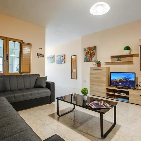 Penthouse * Victoria